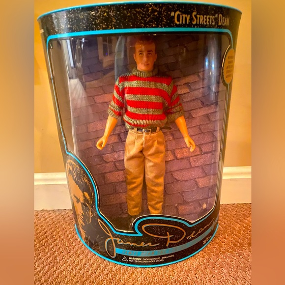 NIB ⭐️ James Dean The Legend Lives On doll ⭐️ Box has never been opened - Picture 1 of 6